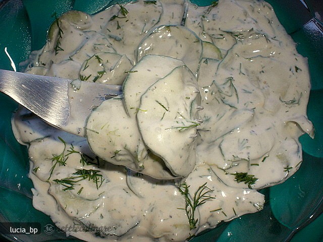 Salata Cremoasa de Castraveti