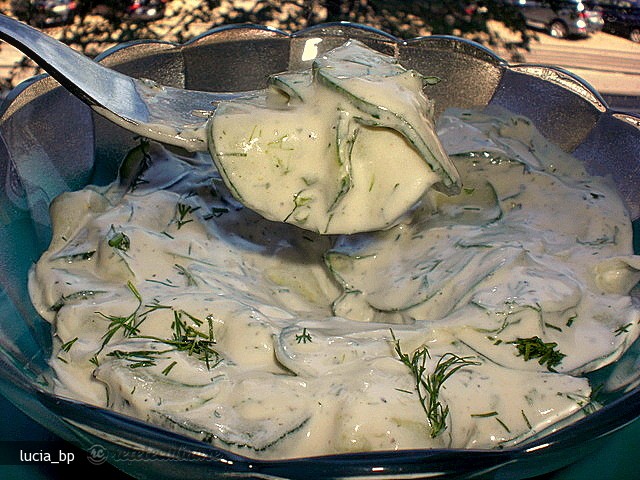 Salata Cremoasa de Castraveti