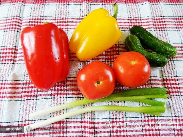 Salata cu Carne de Pui