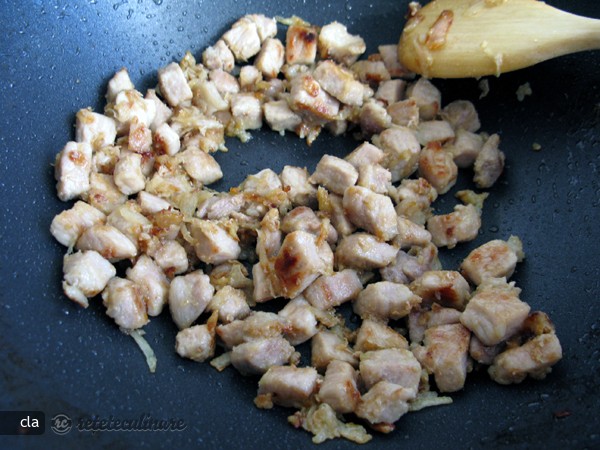 Noodles cu Carne de Porc