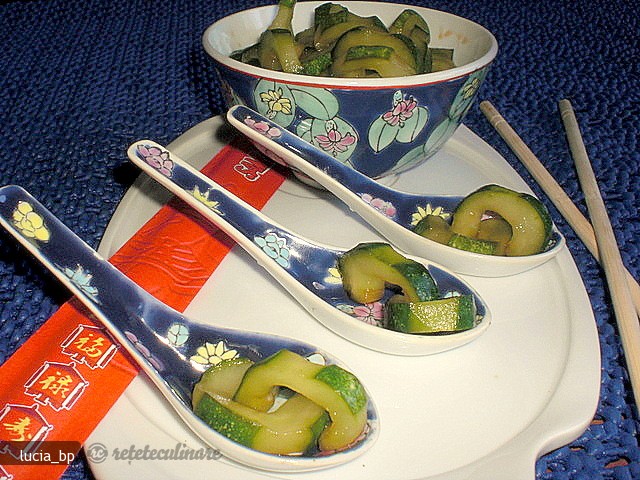 Altfel de Salata din Castraveti