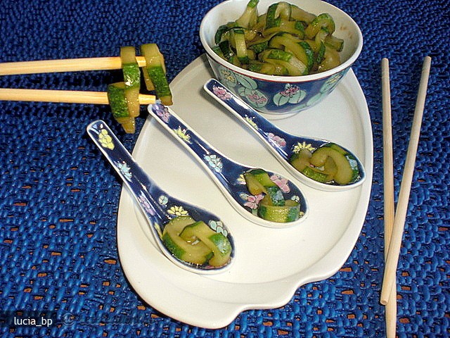 Altfel de Salata din Castraveti