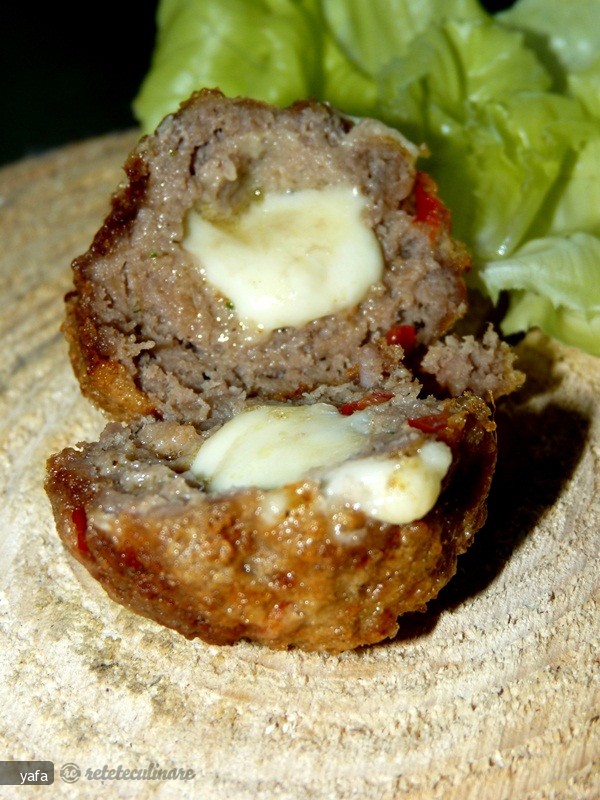 Chiftele de Vitel cu Mozzarella de Post