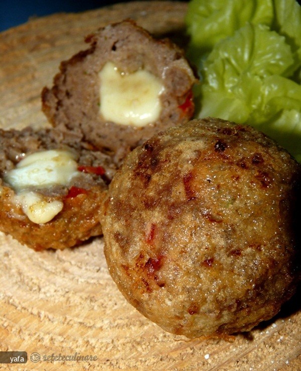 Chiftele de Vitel cu Mozzarella de Post