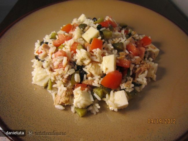 Salata de Orez