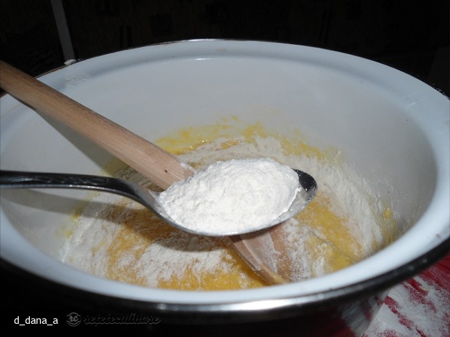 Tarta cu Crema de Cafea