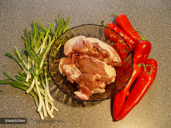 Curry din Carne de Porc cu Galuste din Couscous
