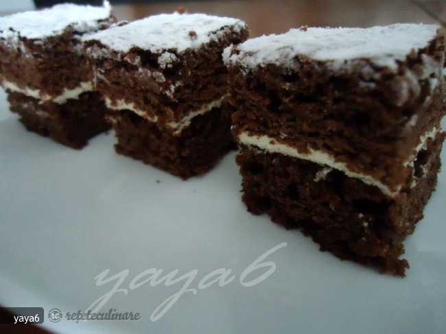 Mudcake cu Crema de Vanilie