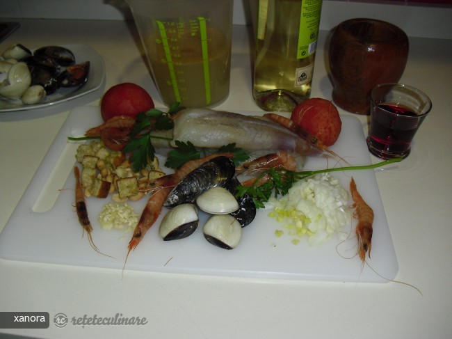 Peste Unditar cu Fructe de Mare