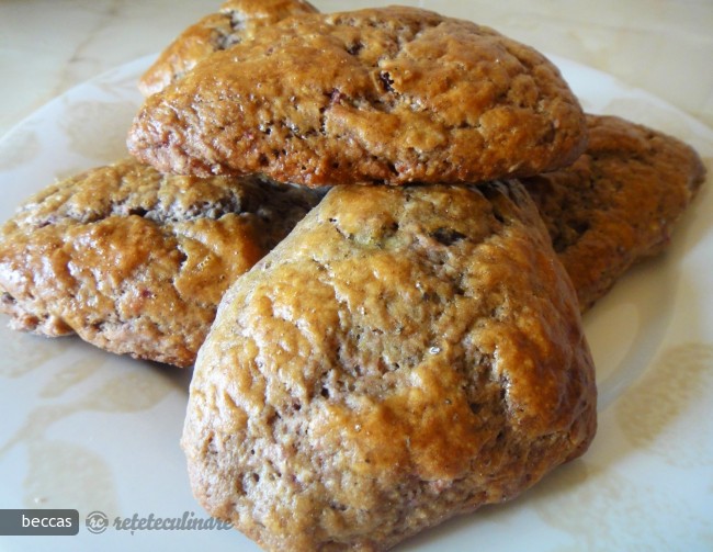 Scones cu Stafide, Zmeura si Capsuni