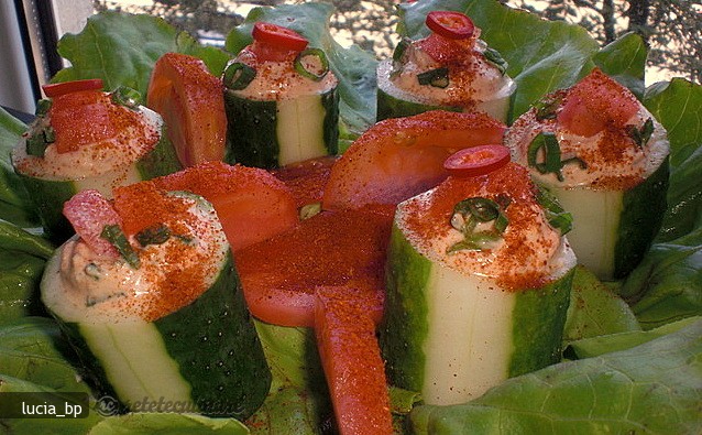 Salata de Castraveti Umpluti