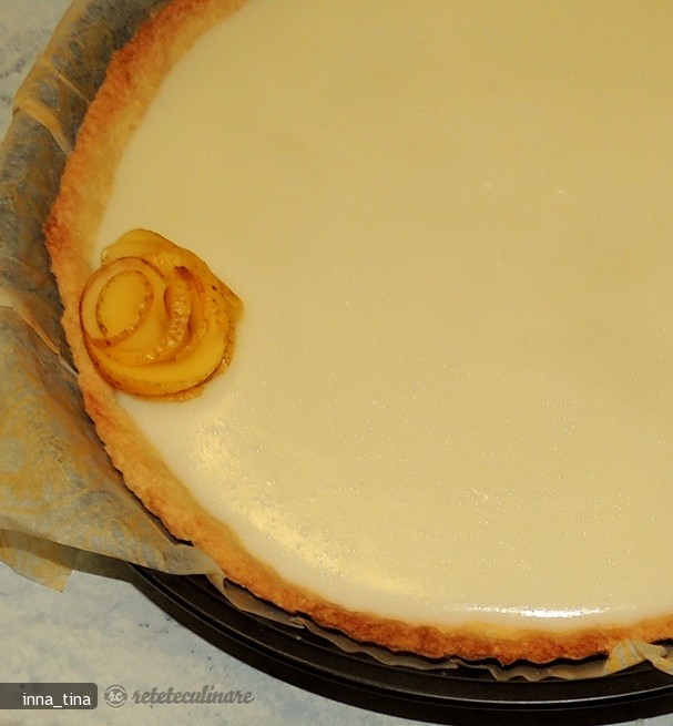 Tarta cu Trandafiri din Mere