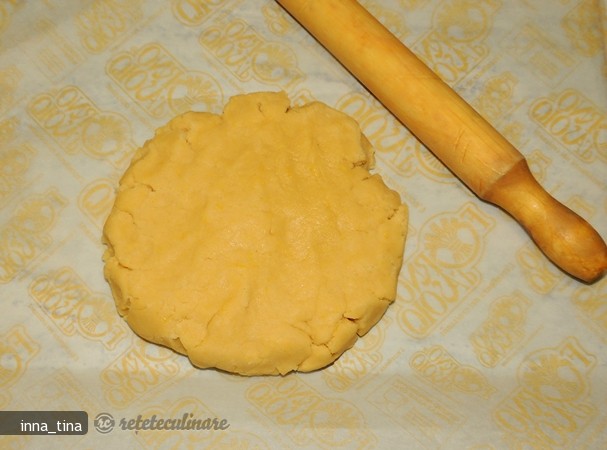 Tarta cu Trandafiri din Mere