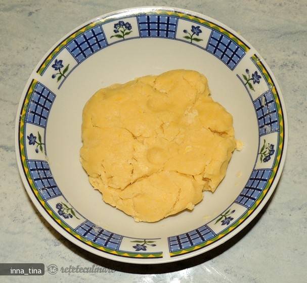 Tarta cu Trandafiri din Mere