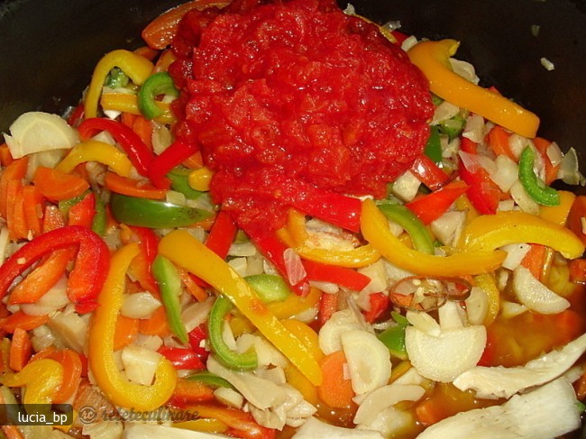 Pui Vanatoresc- Pollo Alla Cacciatora