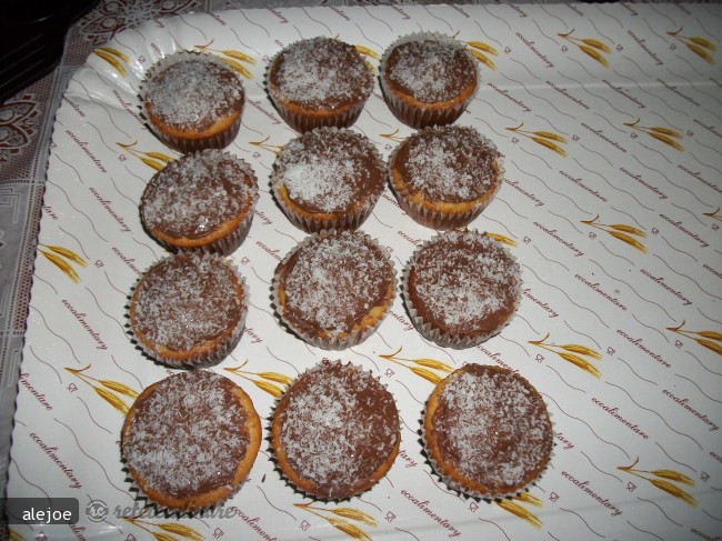Mufffins cu Nuca de Cocos
