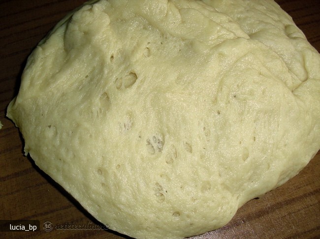 Cum Se Pregateste O Varianta de Aluat Dospit Rapid