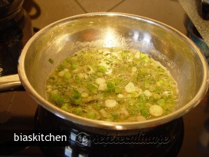 Salata Calda din Frunze de Sfecla Mangold