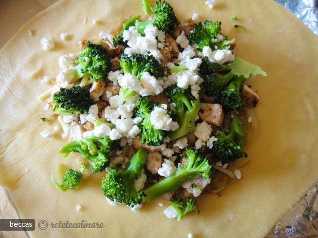 Tarte cu Broccoli, Feta si Pui Marinat cu Cajun