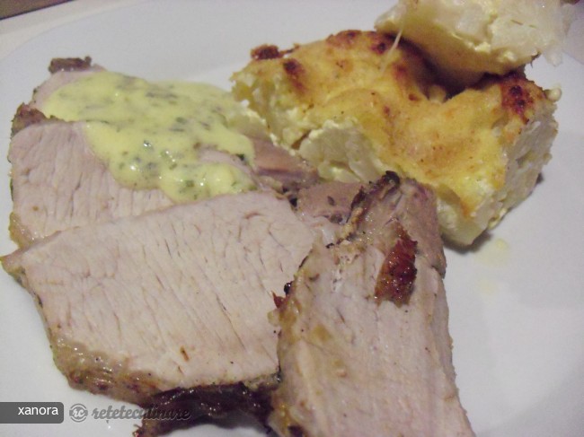 Muschi de Porc cu Tarhon si Alte Mirodenii