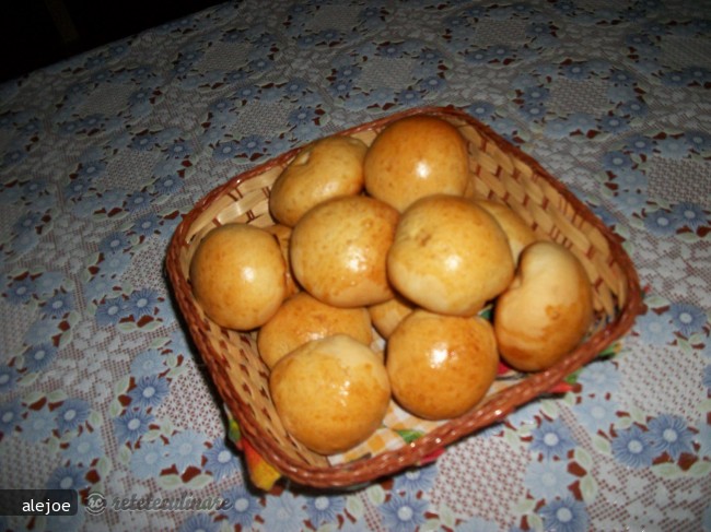 Chifle cu Lapte
