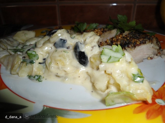 Salata de Cartofi cu Ceapa Oparita si Aroma de Lamaie