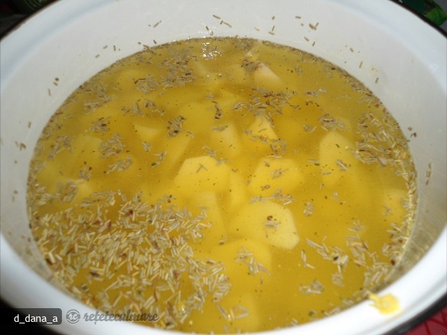 Salata de Cartofi cu Ceapa Oparita si Aroma de Lamaie