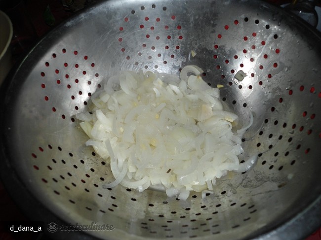 Salata de Cartofi cu Ceapa Oparita si Aroma de Lamaie