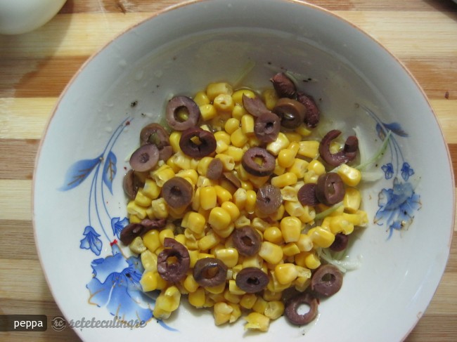 Salata de Ton pe Biscuiti de Secara Spelta