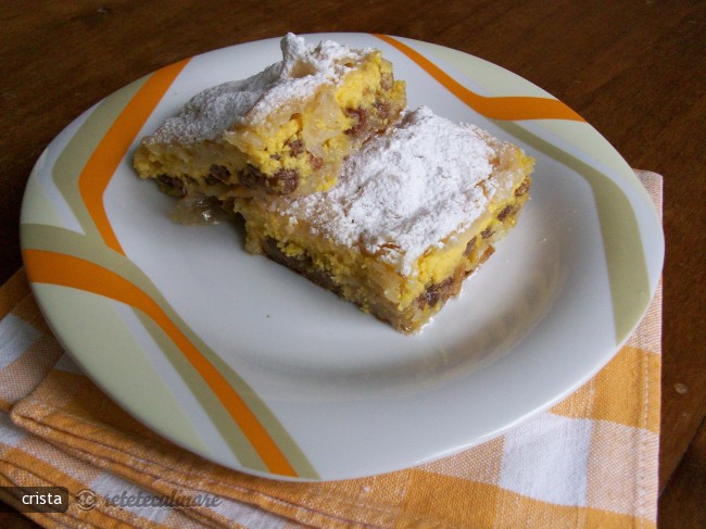 Placinta cu Iaurt si Stafide