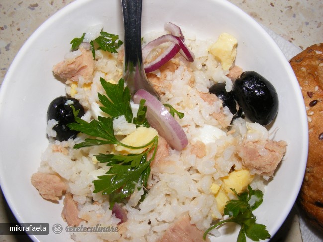 Salata de Orez cu Ton