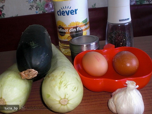 Salata Picanta din Dovlecei