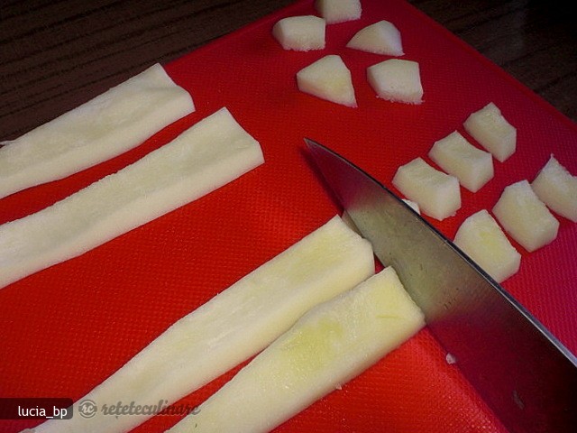 Salata Picanta din Dovlecei