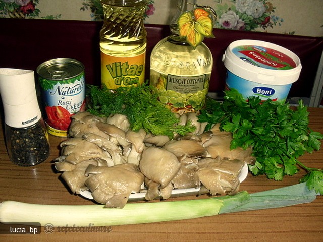 Ciuperci Pleurotus, la Cuptor