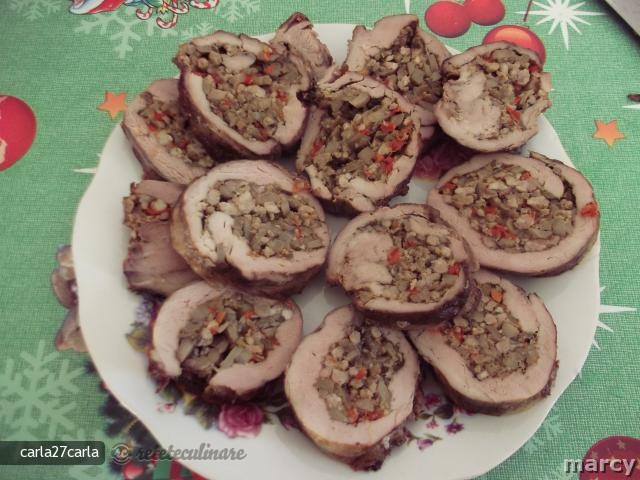Rulada de Porc cu Carne Tocata si Ciuperci
