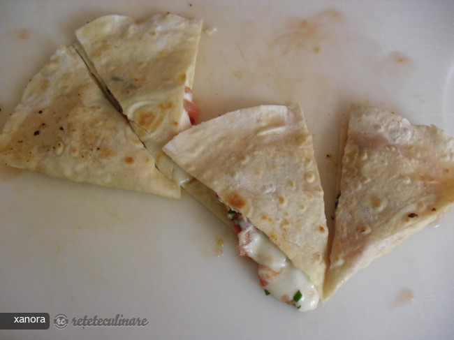 Quesadillas cu Dip de Avocado
