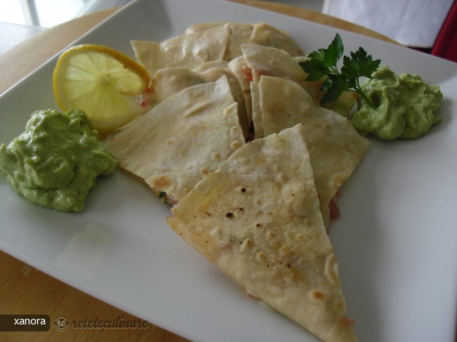Quesadillas cu Dip de Avocado
