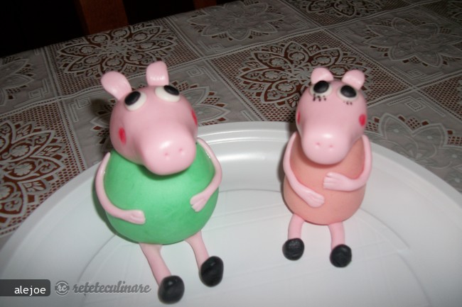 Fondant din Marshmellows (Pentru Acoperit Torturi si Modelat)