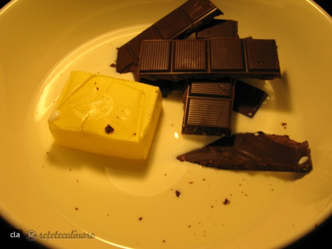 Cuburi de Ciocolata si Cocos