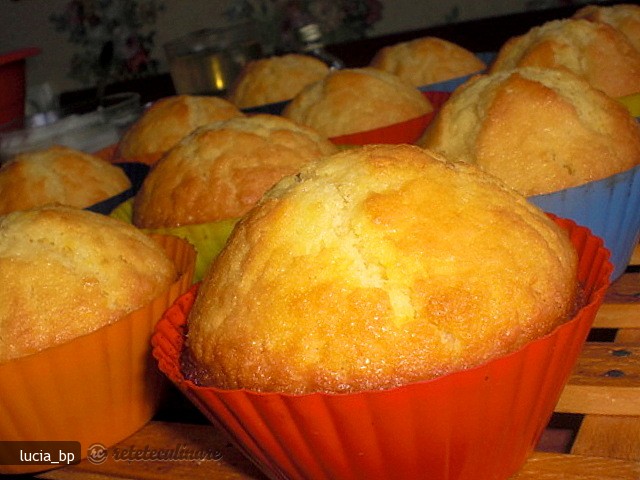 Muffins cu Ciocolata