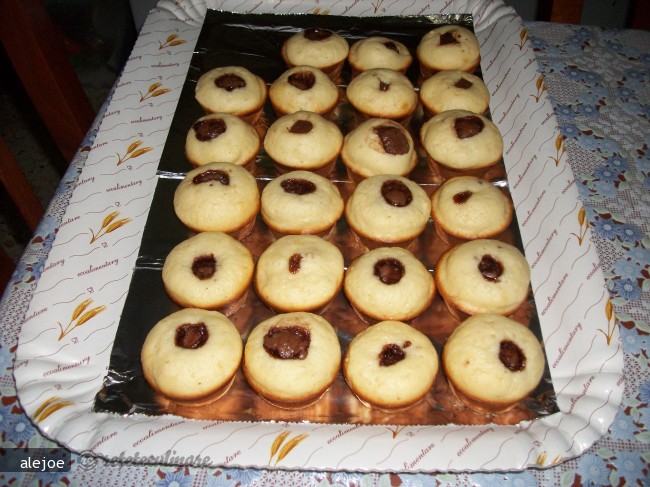 Muffins Ricotta si Ciocolata