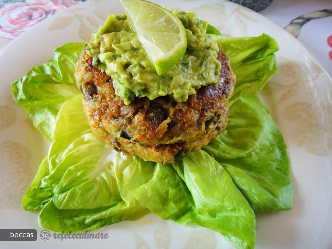 Burger cu Legume si Pasta Korma