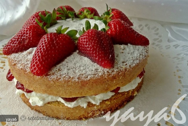 Victoria Sponge Cake