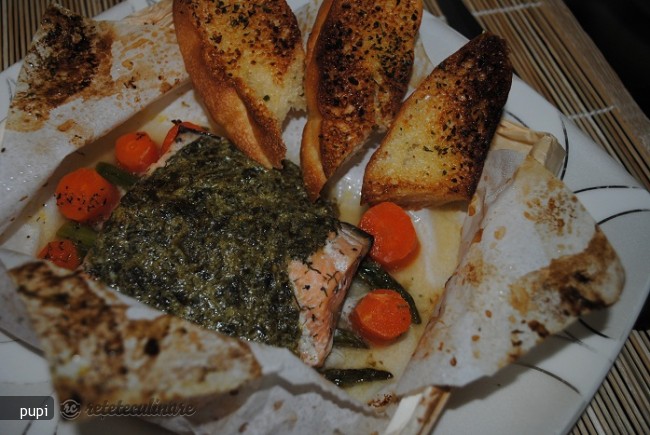 Somon cu Macris in Papillote