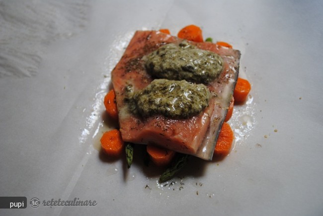 Somon cu Macris in Papillote