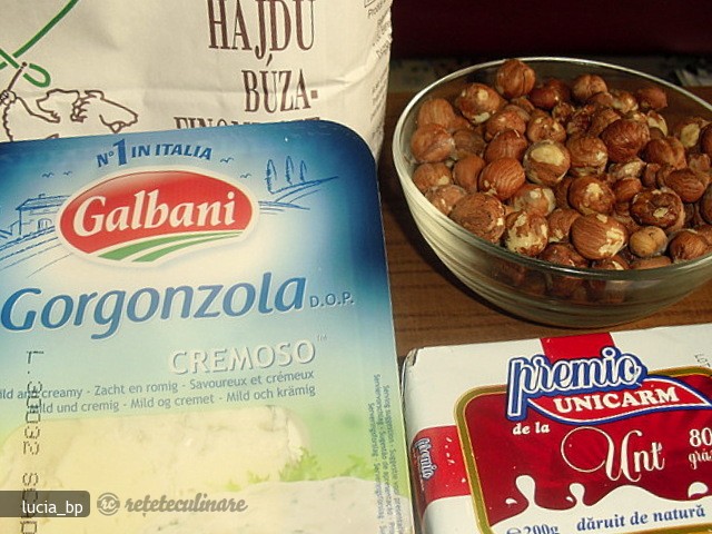 Snack cu Gorgonzola