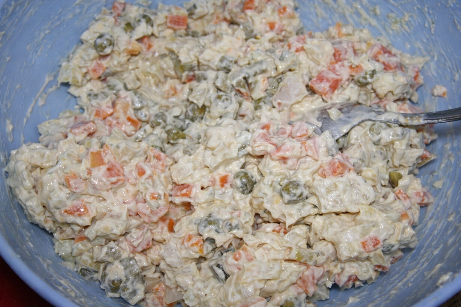 Salata de Legume cu Peste