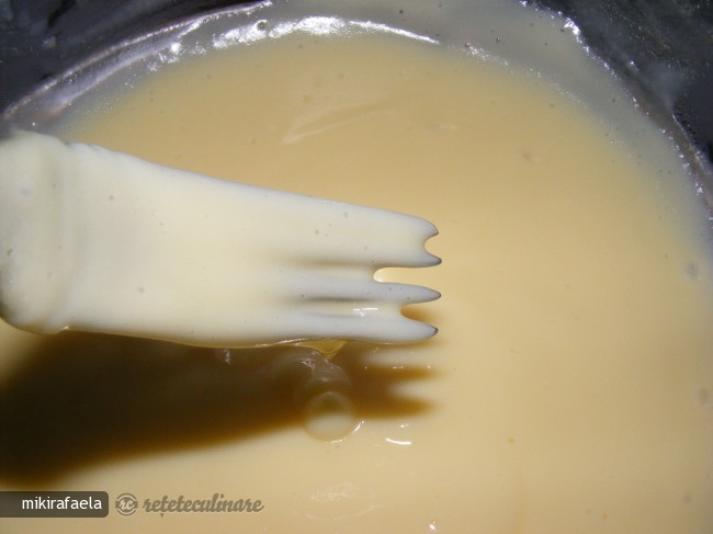 Crema de Vanilie (pentru Tarte, Ecleruri, Choux-uri Etc.)