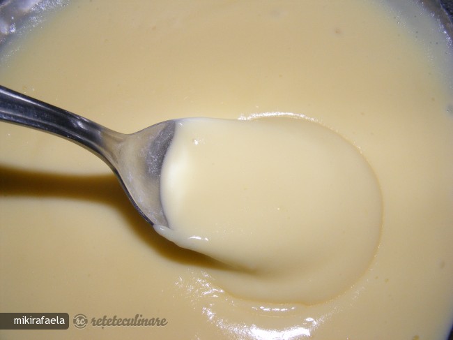 Crema de Vanilie (pentru Tarte, Ecleruri, Choux-uri Etc.)