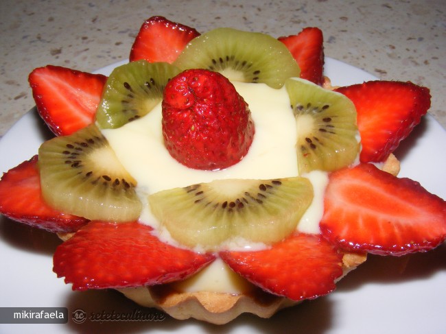 Mini-tarte cu Fructe